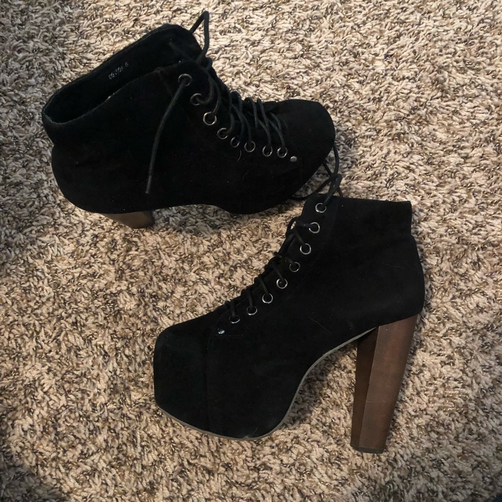 Chinese Laundry black suede